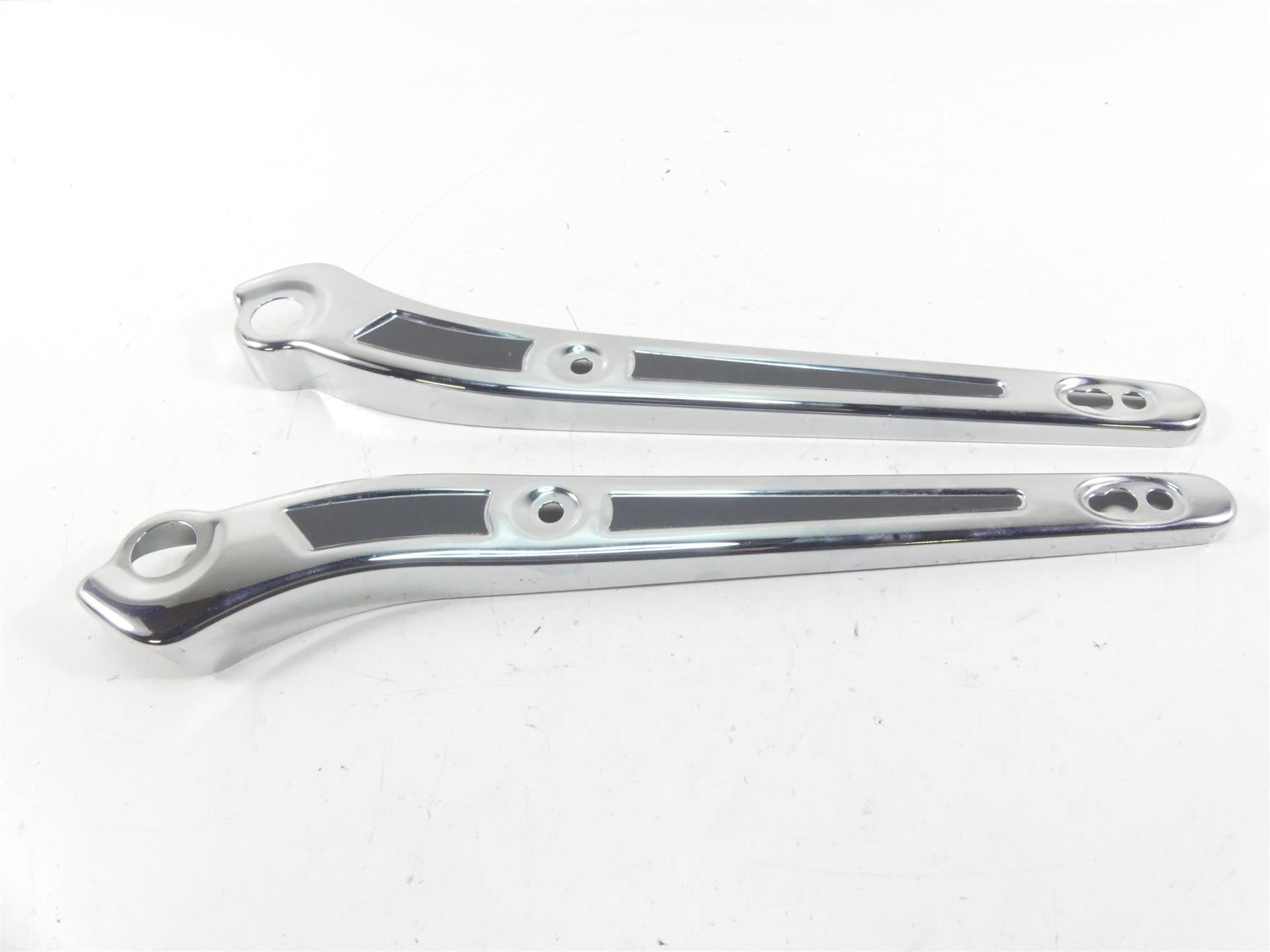 2016 Harley FXDL Dyna Low Rider Rear Nice Fender Struts Braces 57300024 57300026 | Mototech271