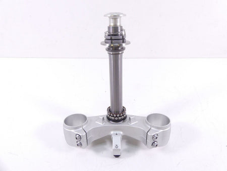 2020 BMW F900 R F900R K83 Lower Triple Tree Steering Clamp Yoke 8404206 {{ shop.shopifyCountryName }} - Mototech271