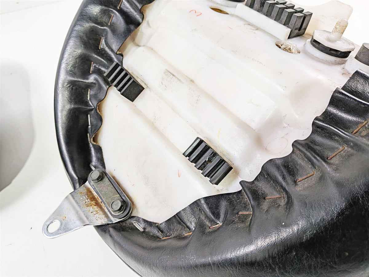 2002 Yamaha XVS650 V-Star Classic Front Rear Seat Saddle Set 5BN-24710 5SC-24750 {{ shop.shopifyCountryName }} - Mototech271