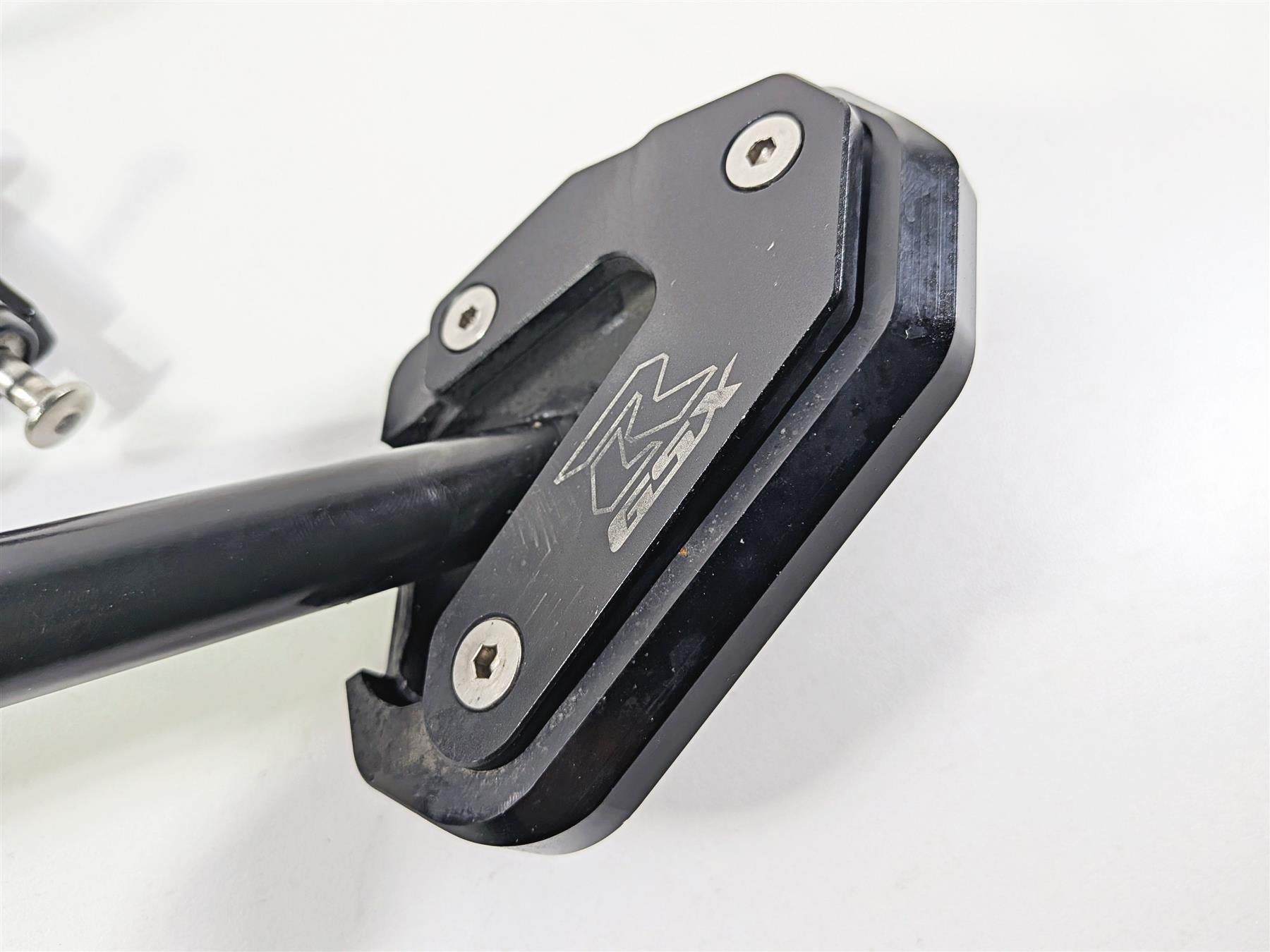 2024 Suzuki GSXR600 Side Kick Stand Kickstand & Safety Switch 42310-14J00 {{ shop.shopifyCountryName }} - Mototech271