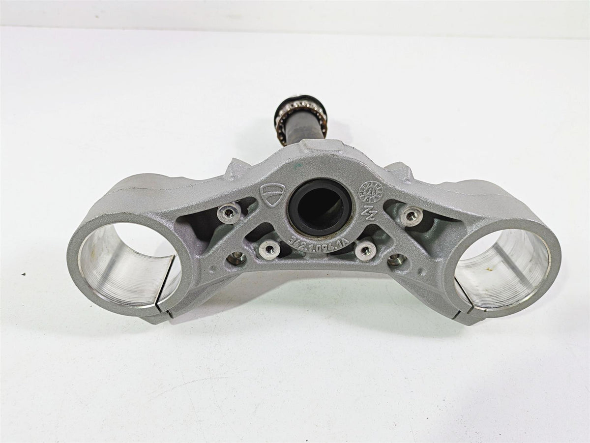 2018 Ducati Scrambler Desert Sled 800 Lower Triple Tree Clamp 34220941AA {{ shop.shopifyCountryName }} - Mototech271