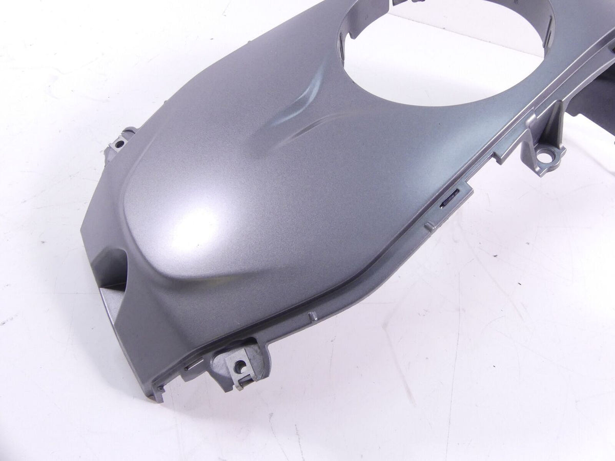 2016 BMW R1200 RT RTW K52 Center Tank Cover Fairing Cowl 46638533558 {{ shop.shopifyCountryName }} - Mototech271