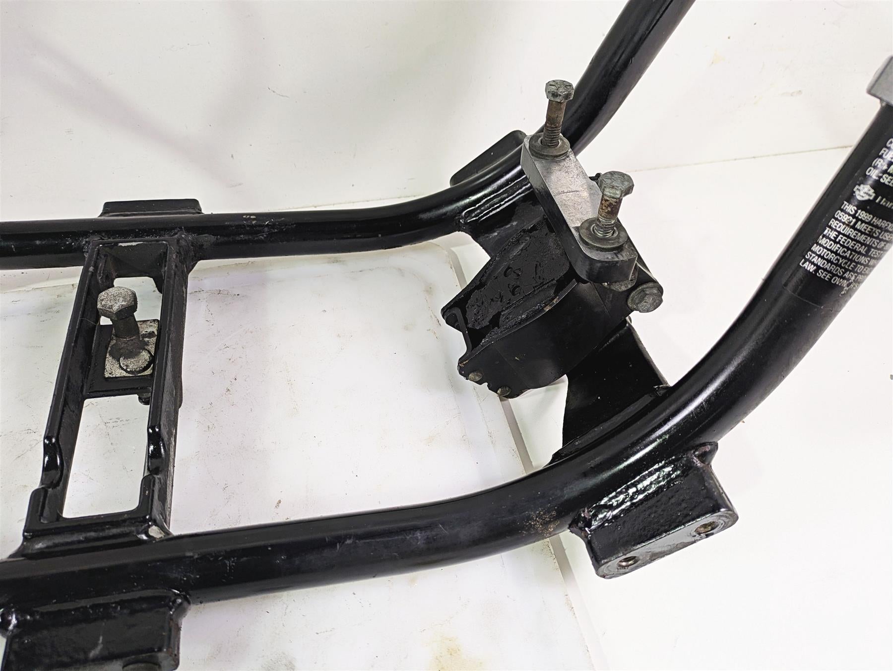 1999 Harley Dyna FXDL Low Rider Main Frame Chassis 32dgr Rake With Salvage Texas Title - Read 47427-99A {{ shop.shopifyCountryName }} - Mototech271