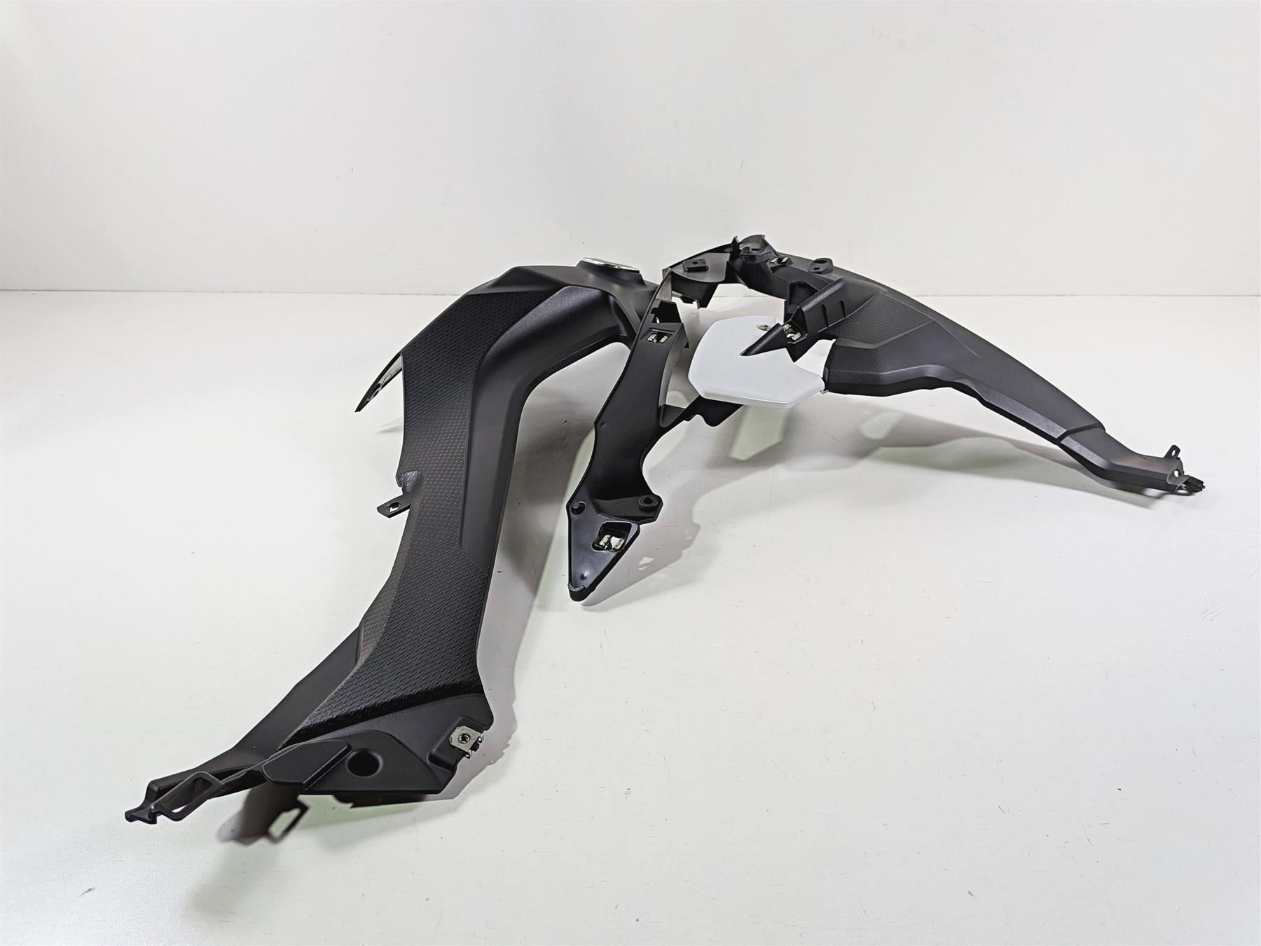 2016 BMW S1000XR K49 Right Main Side Fairing Cover Set 46638549032