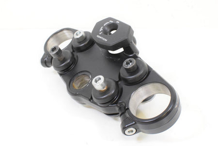 2015 Suzuki GSXR1300R Hayabusa Upper Triple Tree Steering Clamp 51311-24F50 {{ shop.shopifyCountryName }} - Mototech271