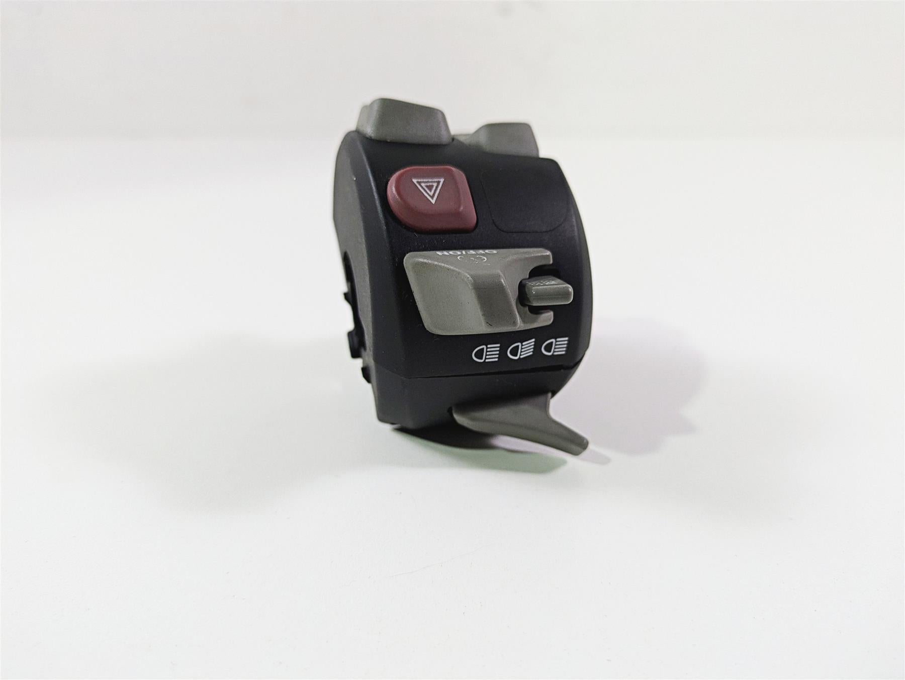 2019 BMW R1250RT K52 Left Hand Turn Signal Control Switch - Read 61318388633 {{ shop.shopifyCountryName }} - Mototech271