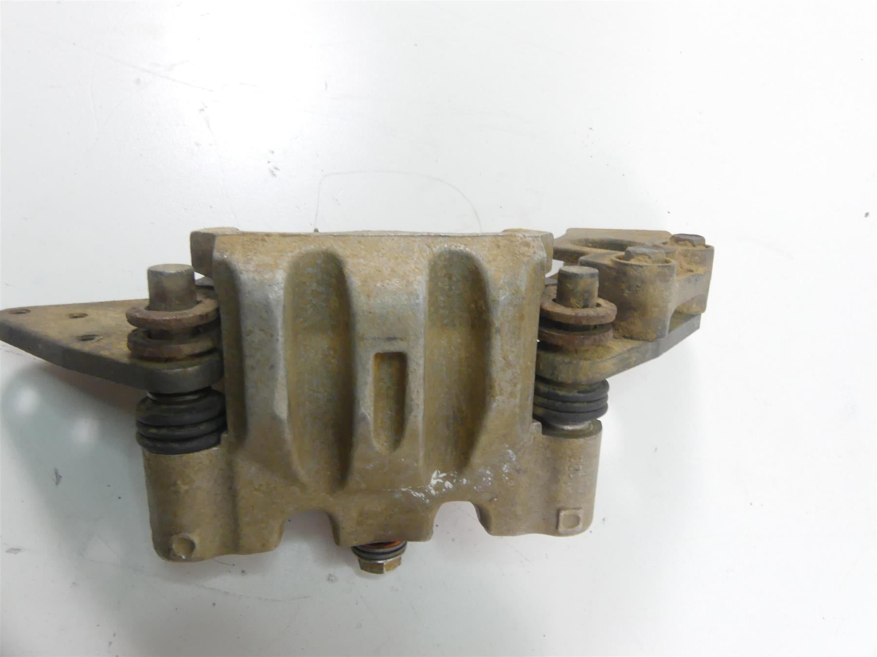 2018 Polaris General 1000 EPS Front Brake Caliper Set 1912255 1912256 {{ shop.shopifyCountryName }} - Mototech271