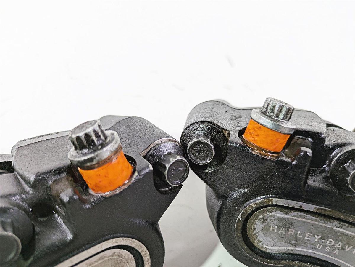 2016 Harley FXDL Dyna Low Rider Front Brake Caliper Set 41300001 41300002 {{ shop.shopifyCountryName }} - Mototech271