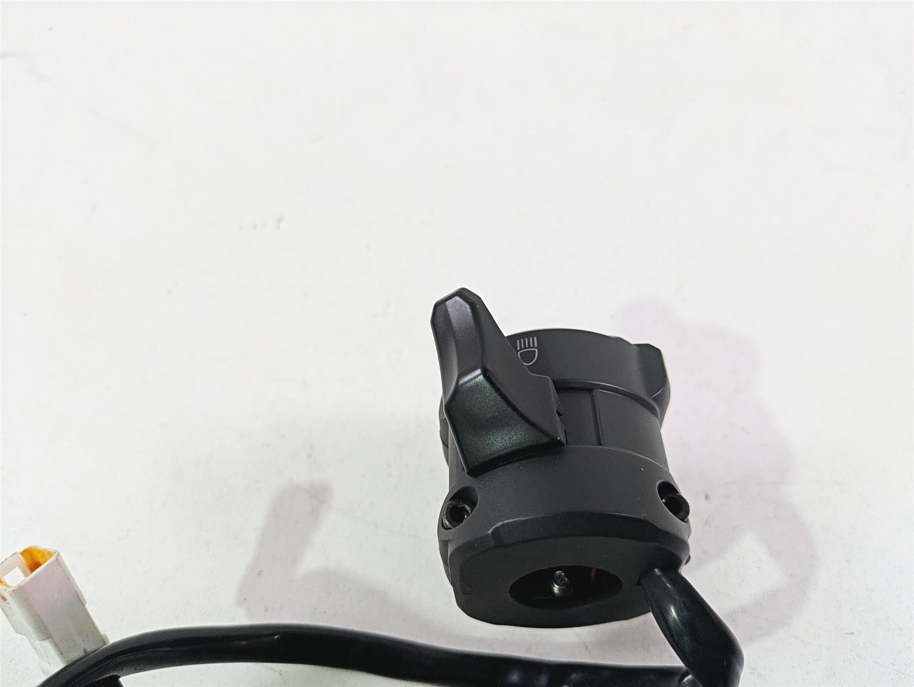 2013 Ducati Hypermotard 821 SP Left Hand Turn Signal Control Switch 65110141A {{ shop.shopifyCountryName }} - Mototech271