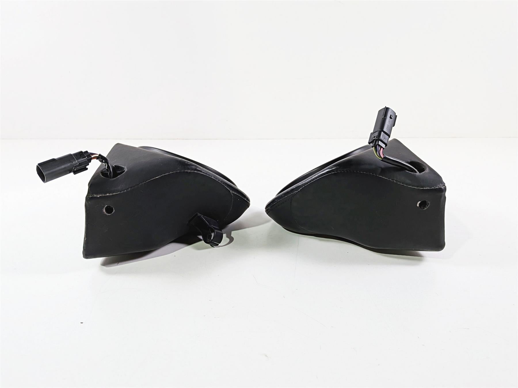 2011 Harley Touring FLHTCU CVO Electra Glide Trunk Speakers 76301-08A 76284-08A-Mototech271