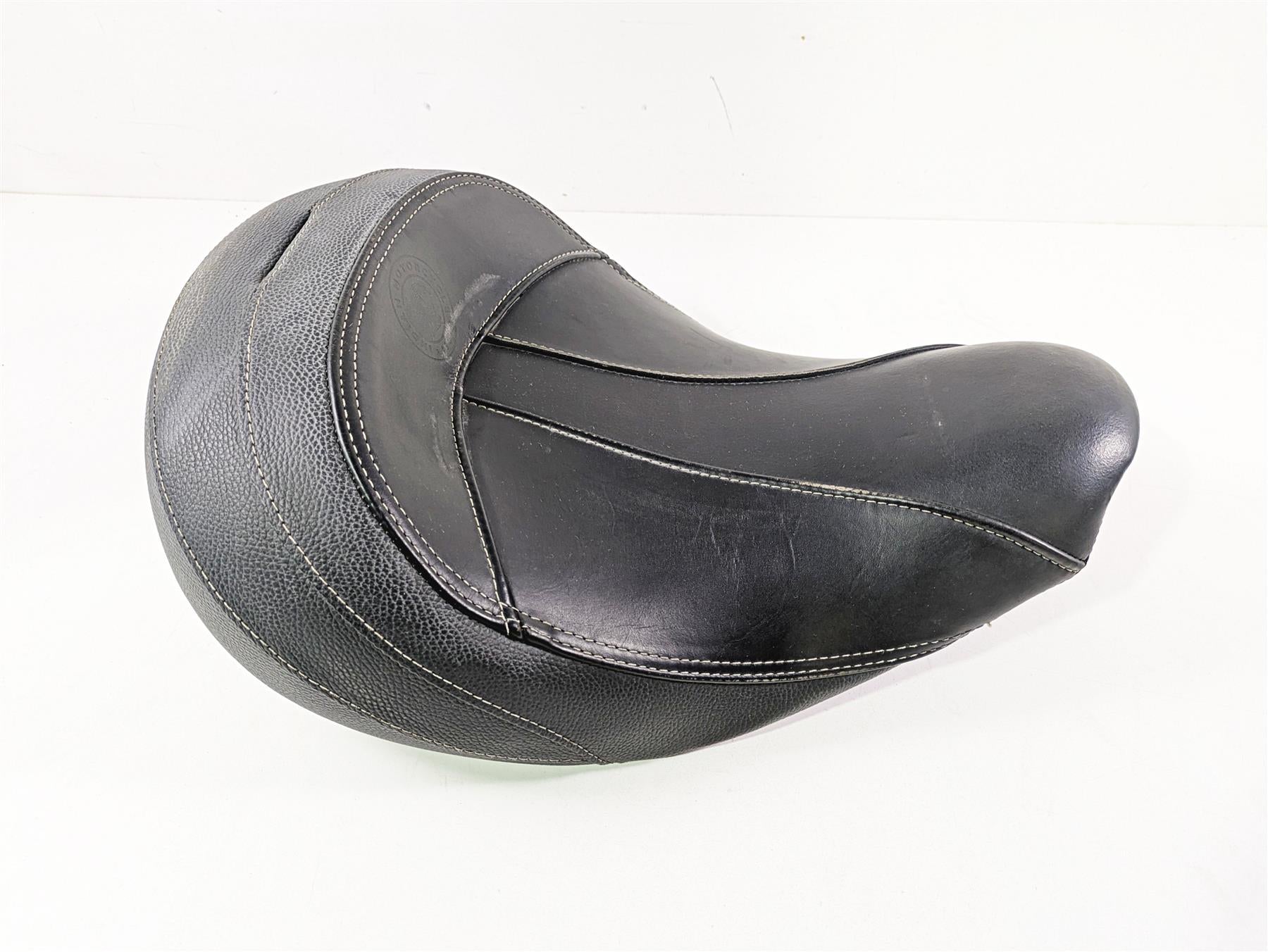 2017 Indian Chieftain Limited Front Seat Saddle No Studs - No Tears 2686580
