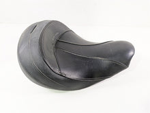 Load image into Gallery viewer, 2017 Indian Chieftain Limited Front Seat Saddle No Studs - No Tears 2686580
