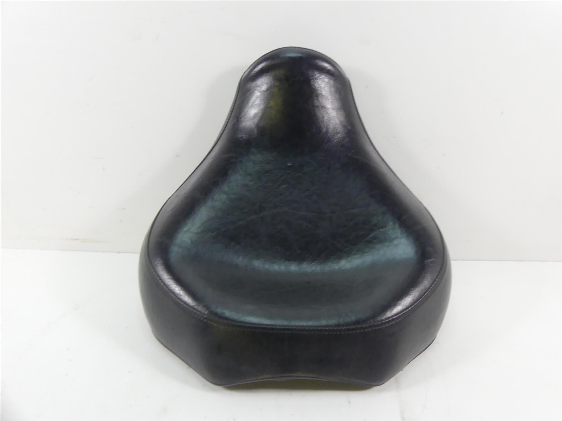 2007 Yamaha XVS1300 V-Star Front Rider Driver Saddle Seat 3D8-24710-00-00 {{ shop.shopifyCountryName }} - Mototech271