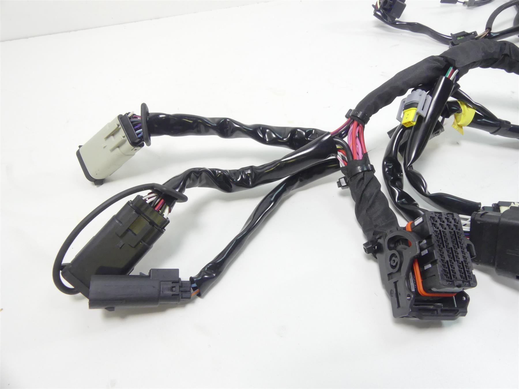 2014 Harley Touring FLHX Street Glide Main Wiring Harness Loom -No Abs 69200115 {{ shop.shopifyCountryName }} - Mototech271