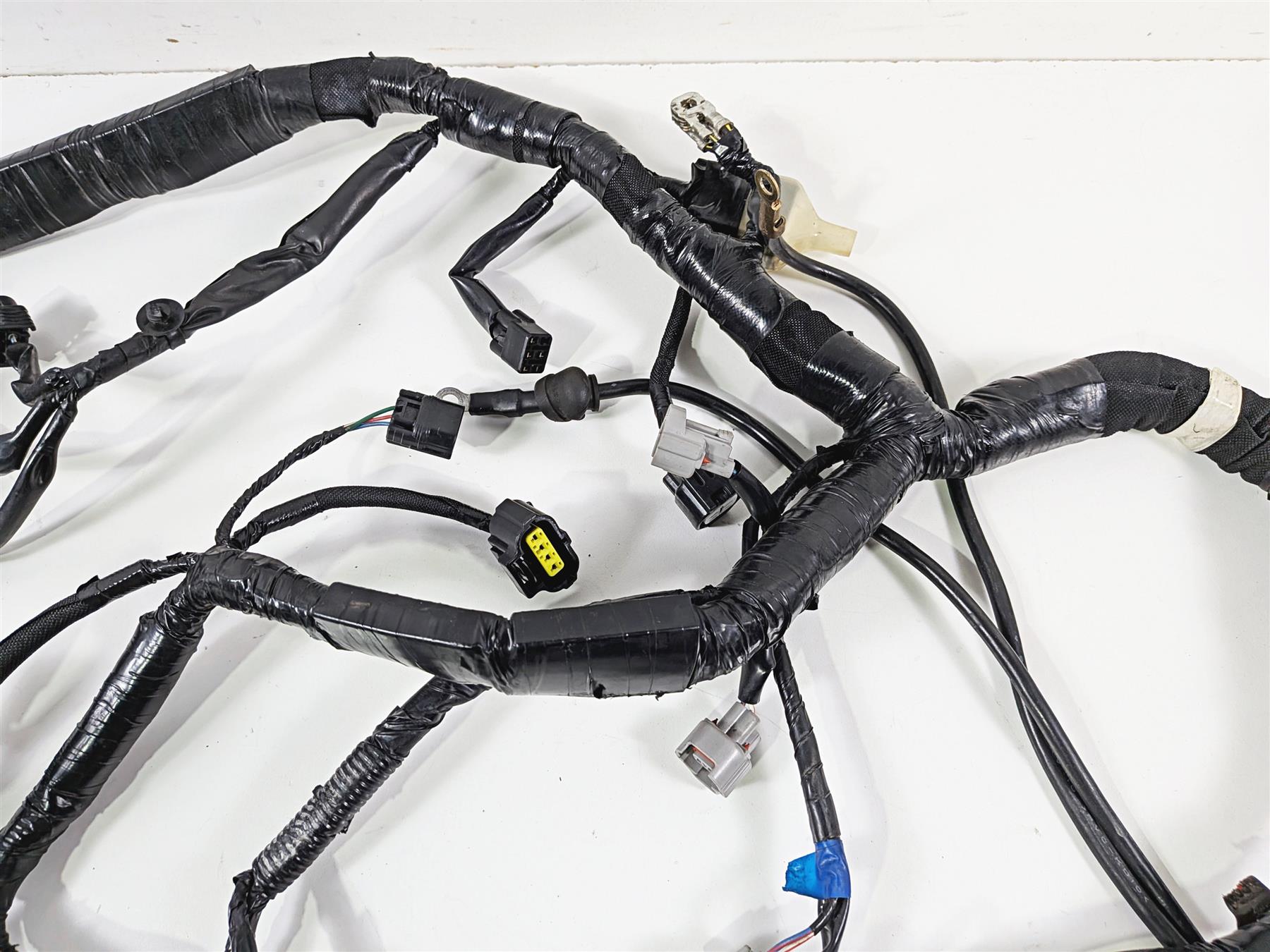2022 Kawasaki ZX10R ZX1000 Ninja Main Wiring Harness Light Module 26031-3788 {{ shop.shopifyCountryName }} - Mototech271