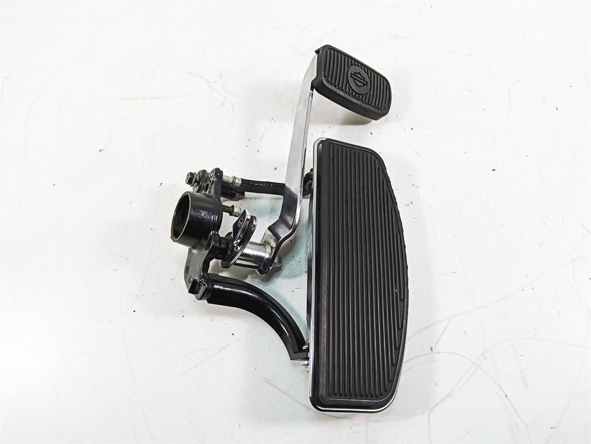 2011 Harley Touring FLHR Road King Front Right Floorboard Brake Pedal 50621-06 {{ shop.shopifyCountryName }} - Mototech271