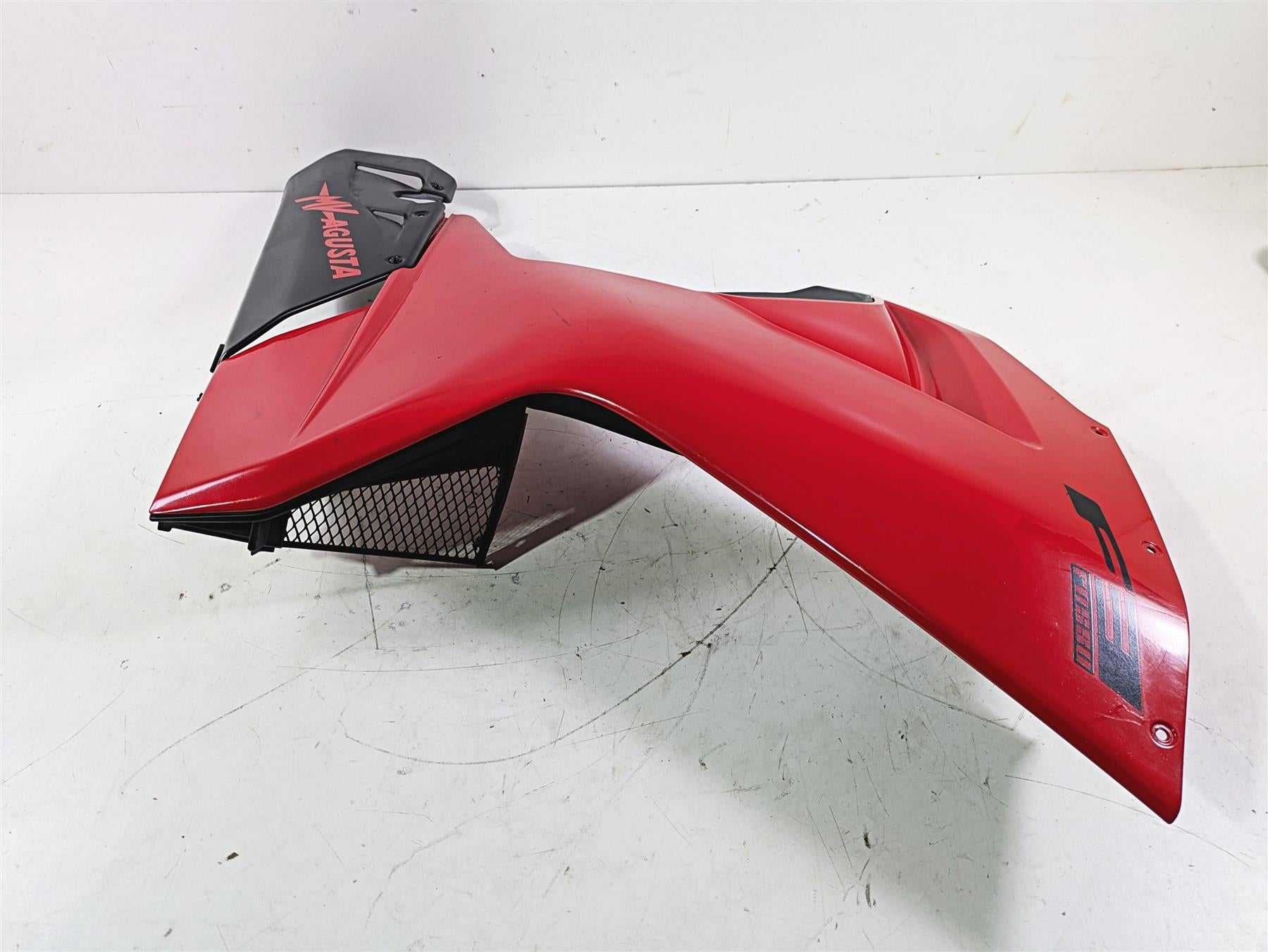 2022 MV Agusta F3 800 Rosso Right Side Main Fairing Cover 8000C9620 B5456 {{ shop.shopifyCountryName }} - Mototech271