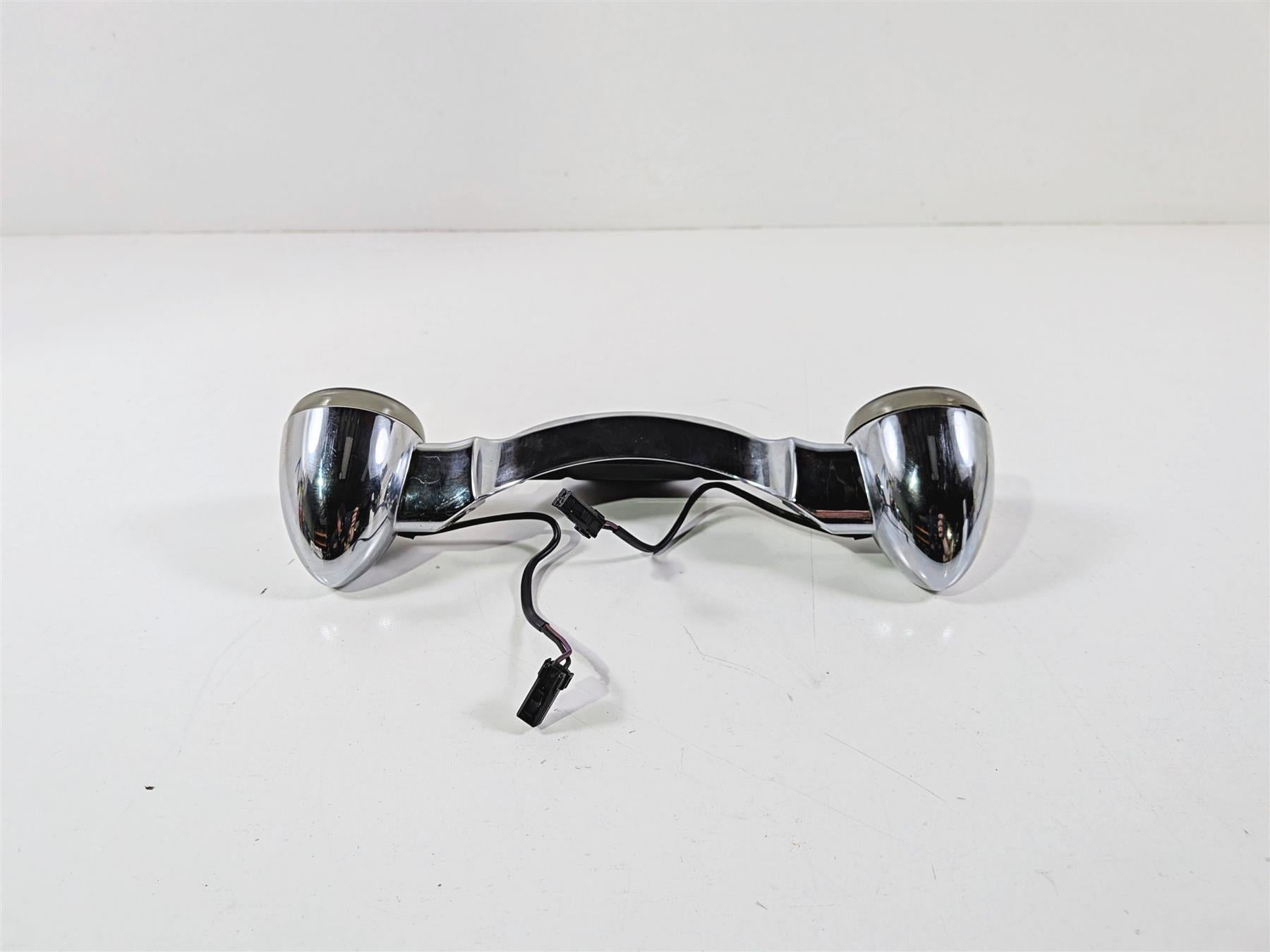 2011 Harley Touring FLHTCU CVO Electra Glide Rear Turn Signal Bar 69824-09-Mototech271