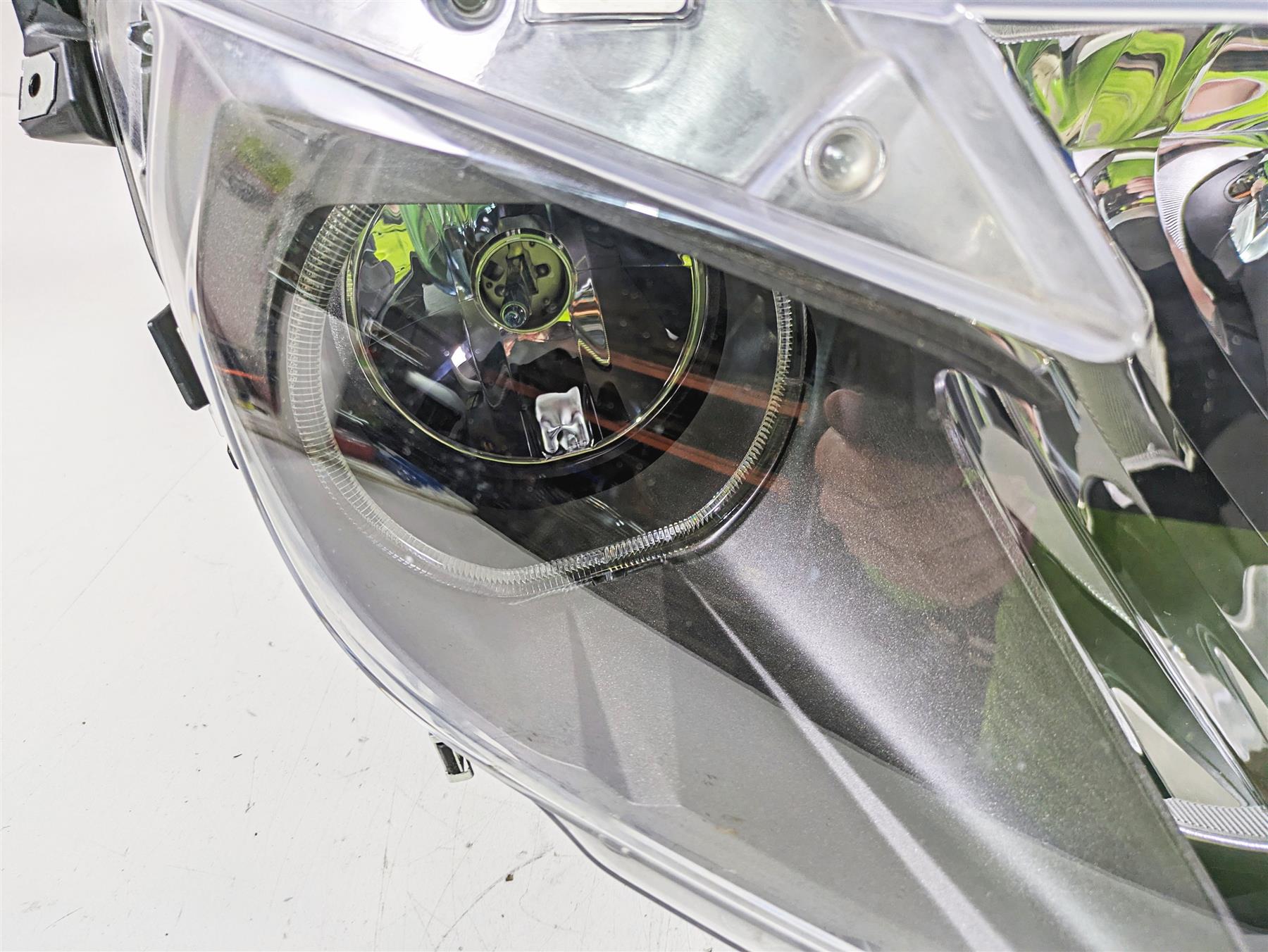 2014 BMW R1200 RT RTW K52 Deluxe Headlight Head Light Lamp 63128541628 {{ shop.shopifyCountryName }} - Mototech271