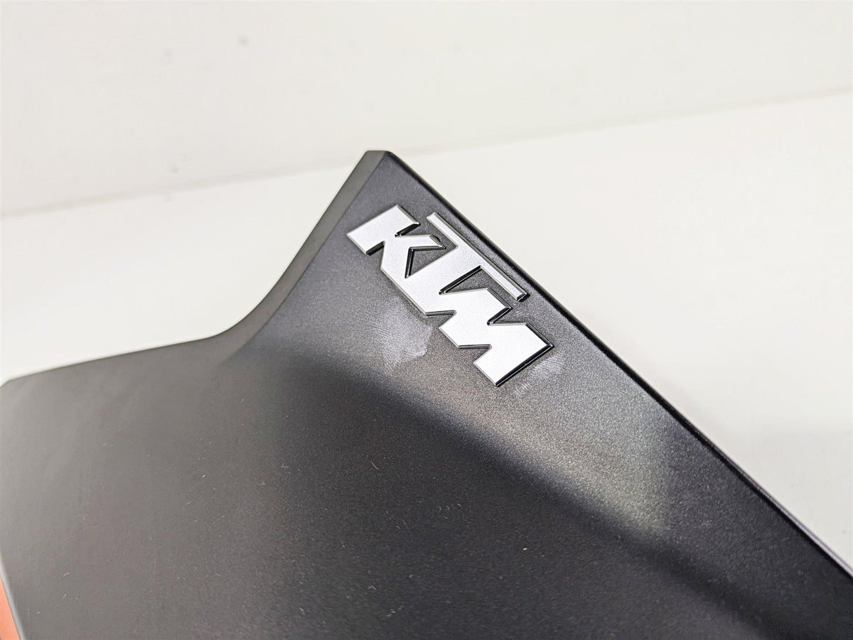 2017 KTM 1290 Super Duke GT Left Tank Cover Fairing 61408050100 {{ shop.shopifyCountryName }} - Mototech271