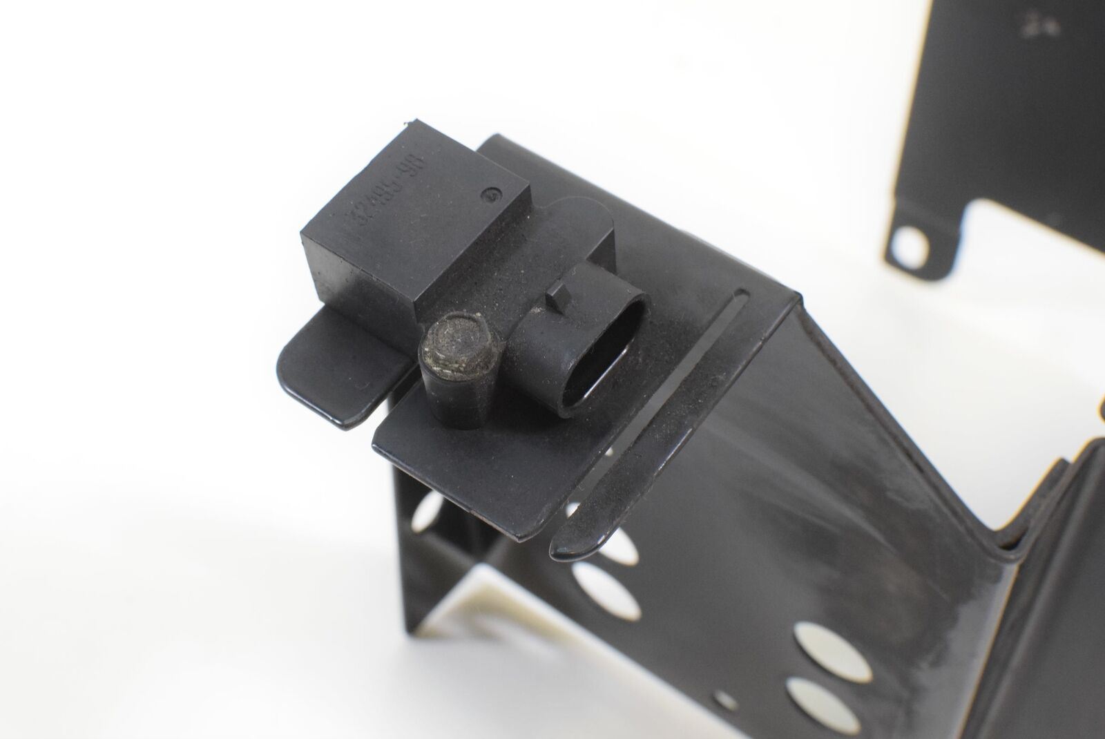 2000 Harley Touring FLHTCUI Electra Glide Battery Tray Holder Carrier {{ shop.shopifyCountryName }} - Mototech271