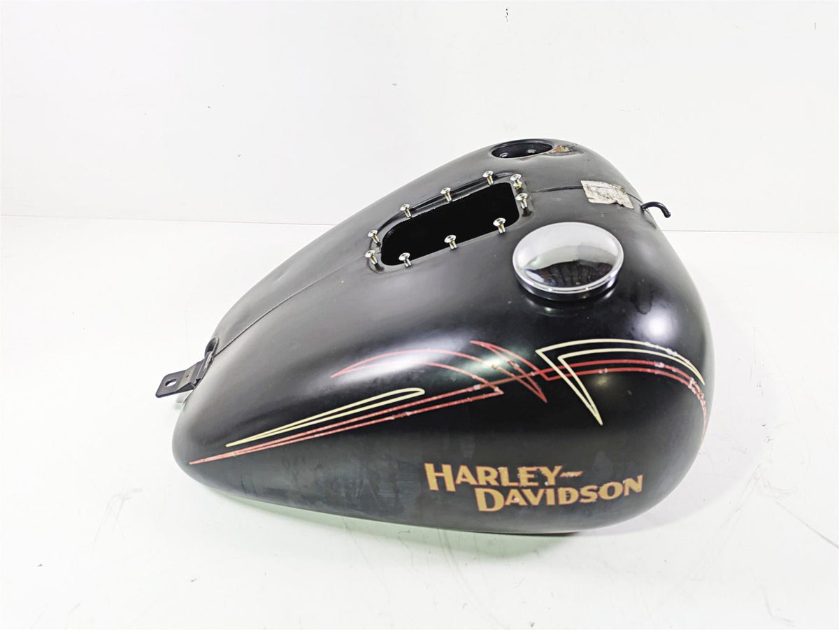 2008 Harley FLSTSB Cross Bones Fuel Gas Petrol Tank -Read 61000800 {{ shop.shopifyCountryName }} - Mototech271