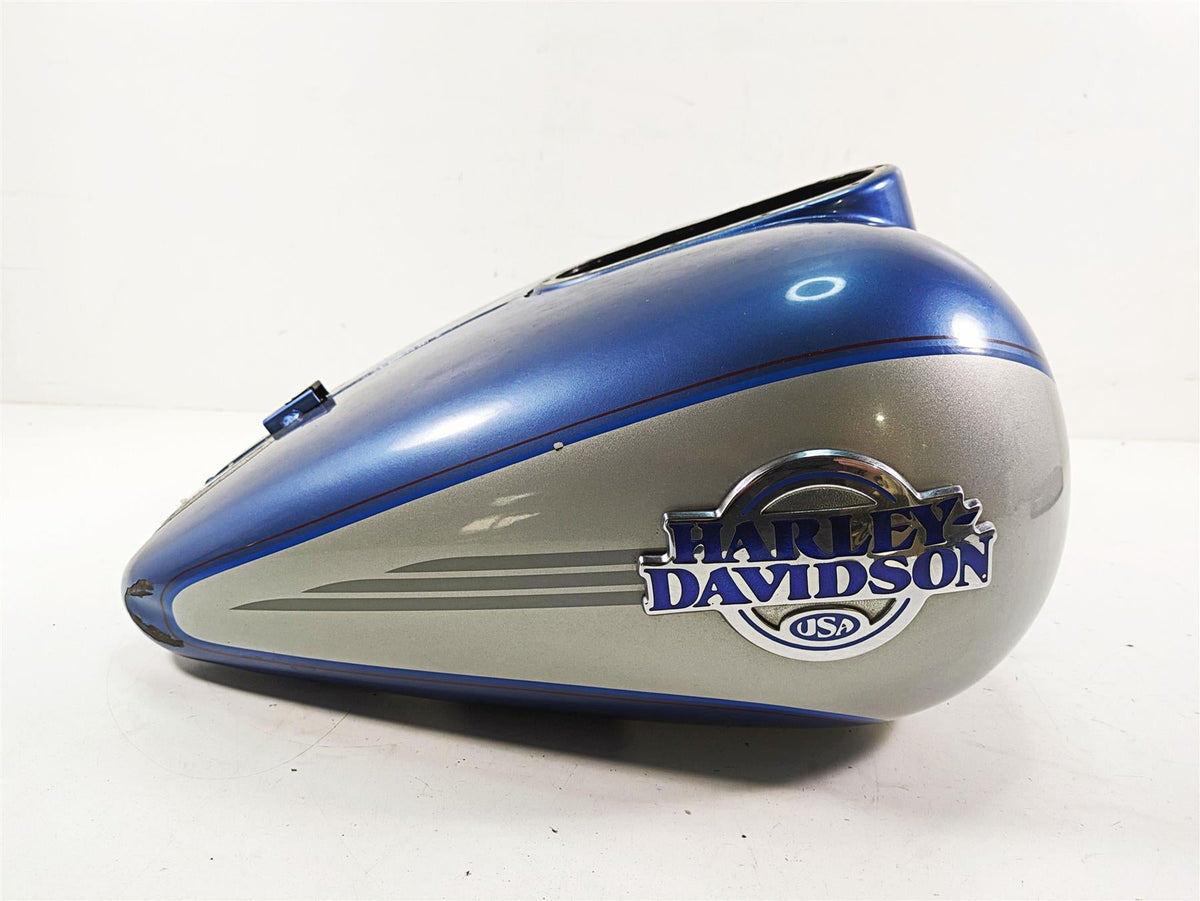 2005 Harley Touring FLHTCUI Electra Glide Fuel Gas Petrol Tank - Read 61356-03 {{ shop.shopifyCountryName }} - Mototech271