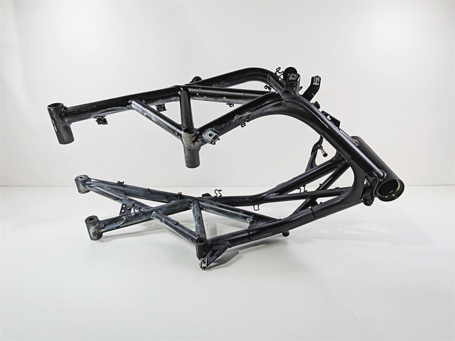 2015 Ducati Diavel Dark Straight Main Frame Chassis with Missouri Clean Title 470P2012AT-Mototech271