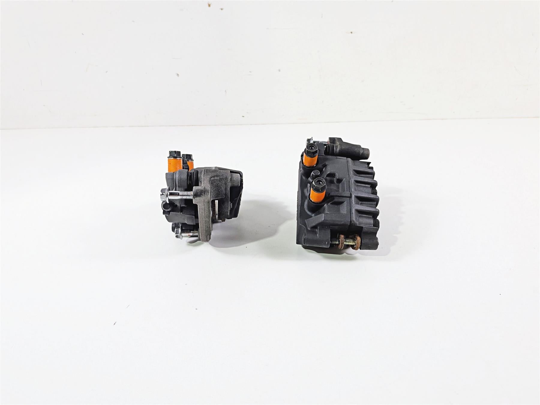 2003 Honda V-Twin VTX1800 C Nissin Front Brake Caliper Set 45150-MCH-006 {{ shop.shopifyCountryName }} - Mototech271