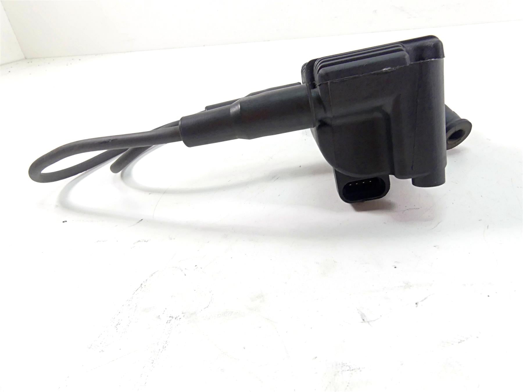2007 Harley Touring FLHRSE CVO Road King Ignition Coil Wires Plugs Set 31743-01 {{ shop.shopifyCountryName }} - Mototech271