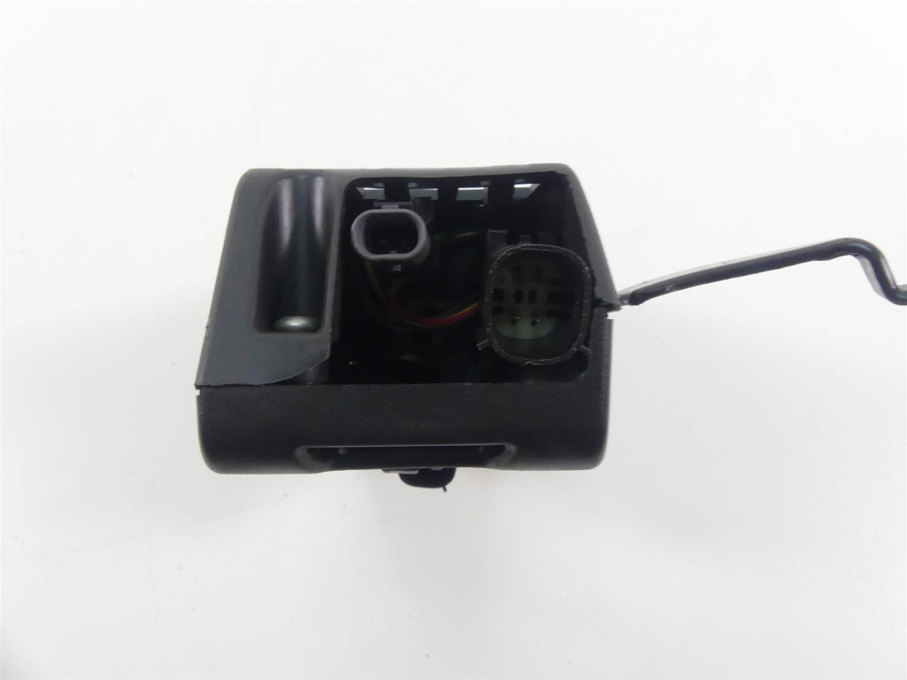 2019 Harley Softail FLSB Sport Glide Horn & The Wiring Box 69201654 {{ shop.shopifyCountryName }} - Mototech271