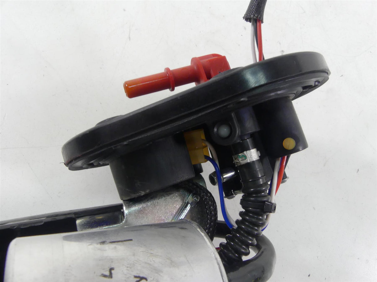 2019 Moto Guzzi V7 III Stone 750 Fuel Gas Petrol Pump 4K Tested 2D000492 {{ shop.shopifyCountryName }} - Mototech271