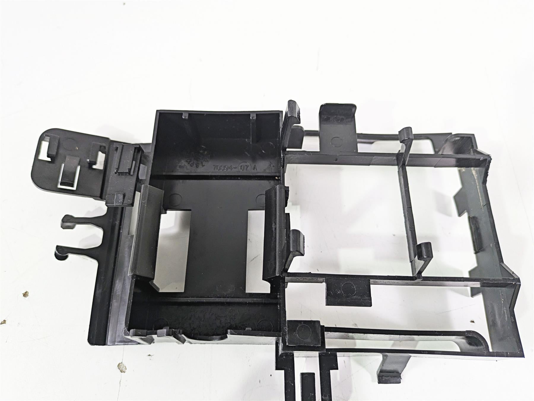2012 Harley VRSCF Muscle V Rod Electrical Battery Holder Stay Set 70393-07 {{ shop.shopifyCountryName }} - Mototech271