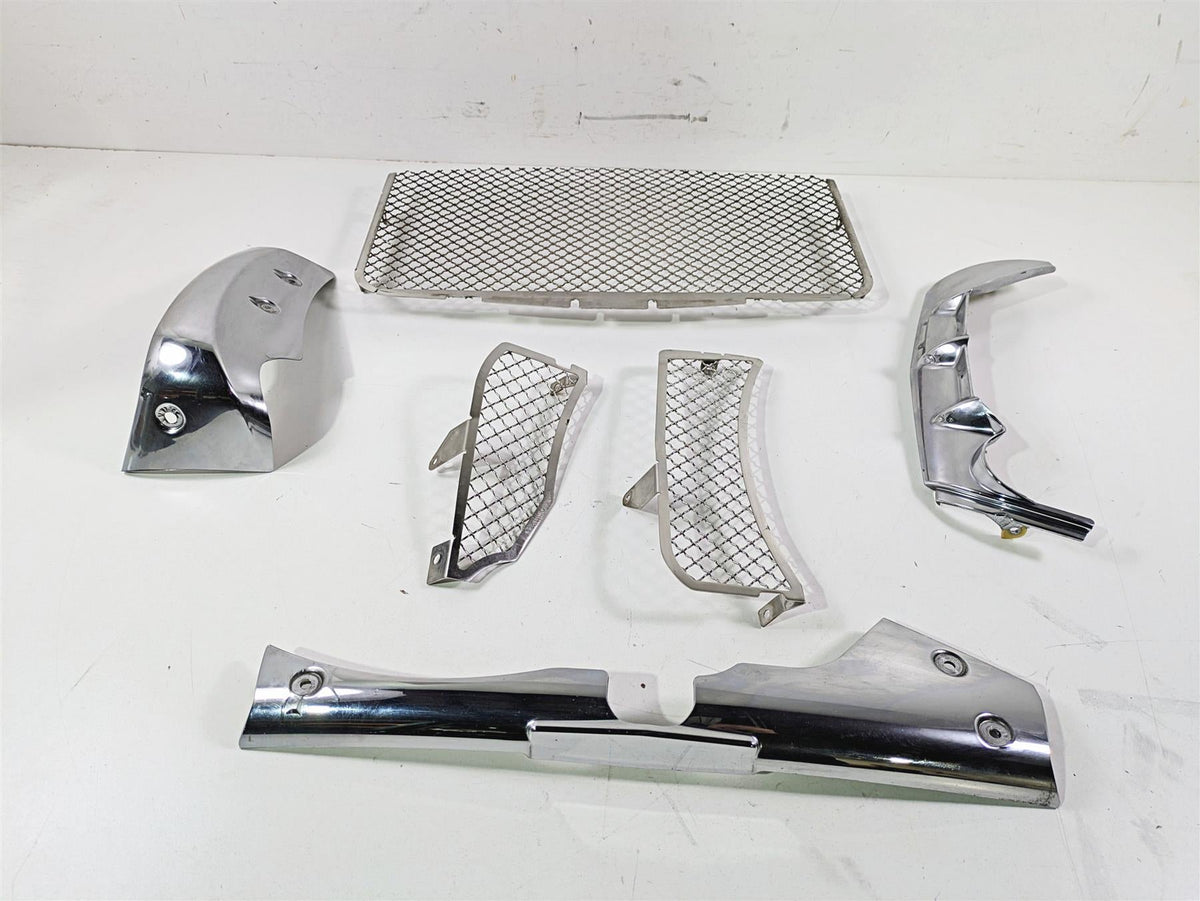 2006 Triumph Rocket 3 Radiator Chrome Radiator Cover Set T2108413 T2108414 {{ shop.shopifyCountryName }} - Mototech271