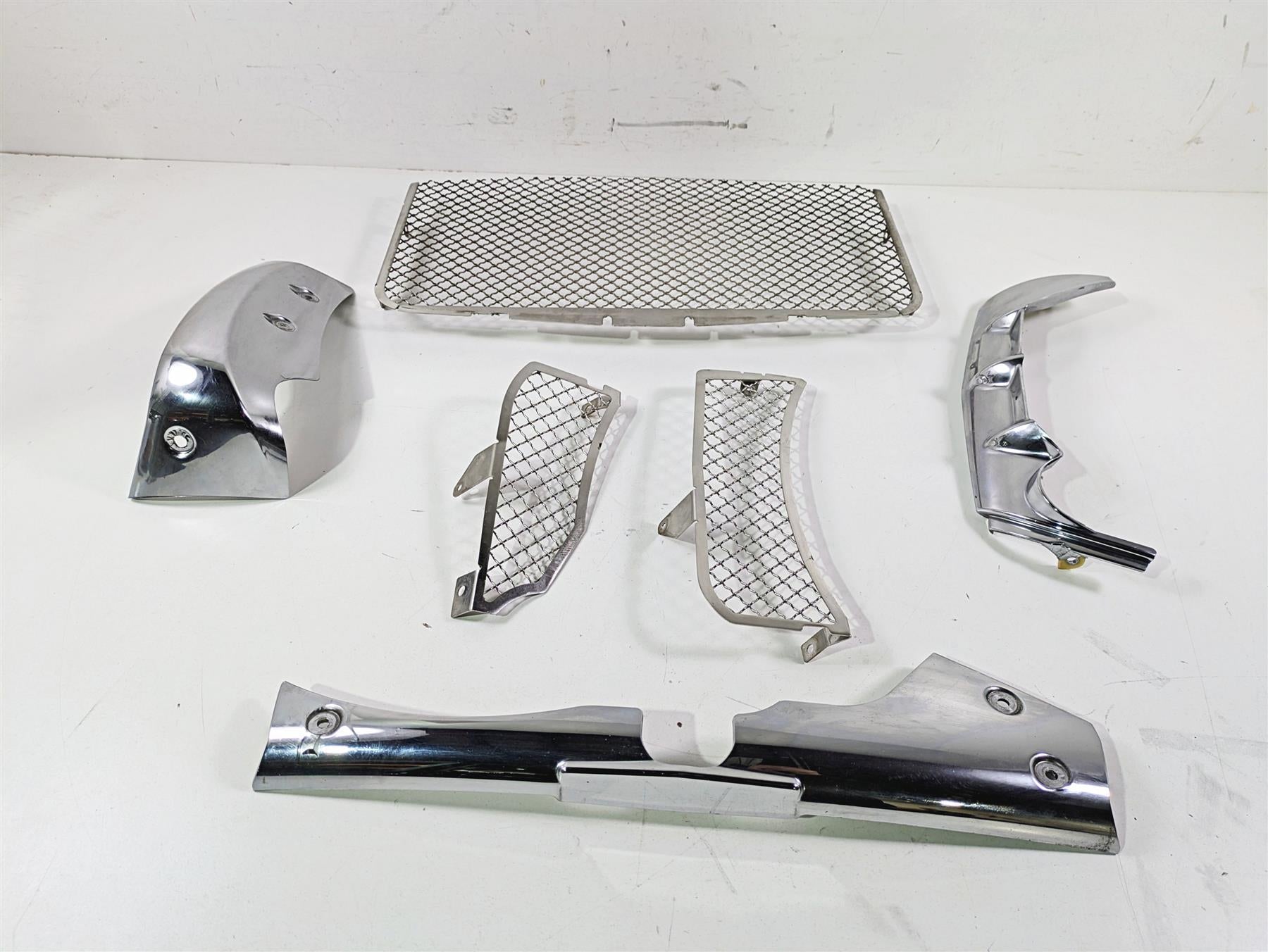 2006 Triumph Rocket 3 Radiator Chrome Radiator Cover Set T2108413 T2108414 | Mototech271