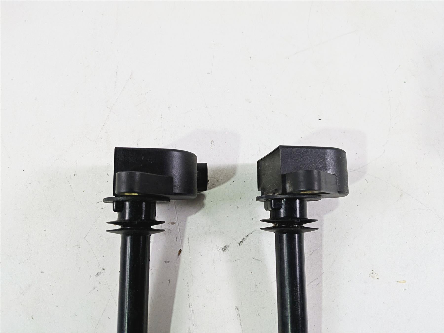 2013 Harley VRSCF Muscle Rod Ignition Coil Stick Coils Set 32477-01A {{ shop.shopifyCountryName }} - Mototech271