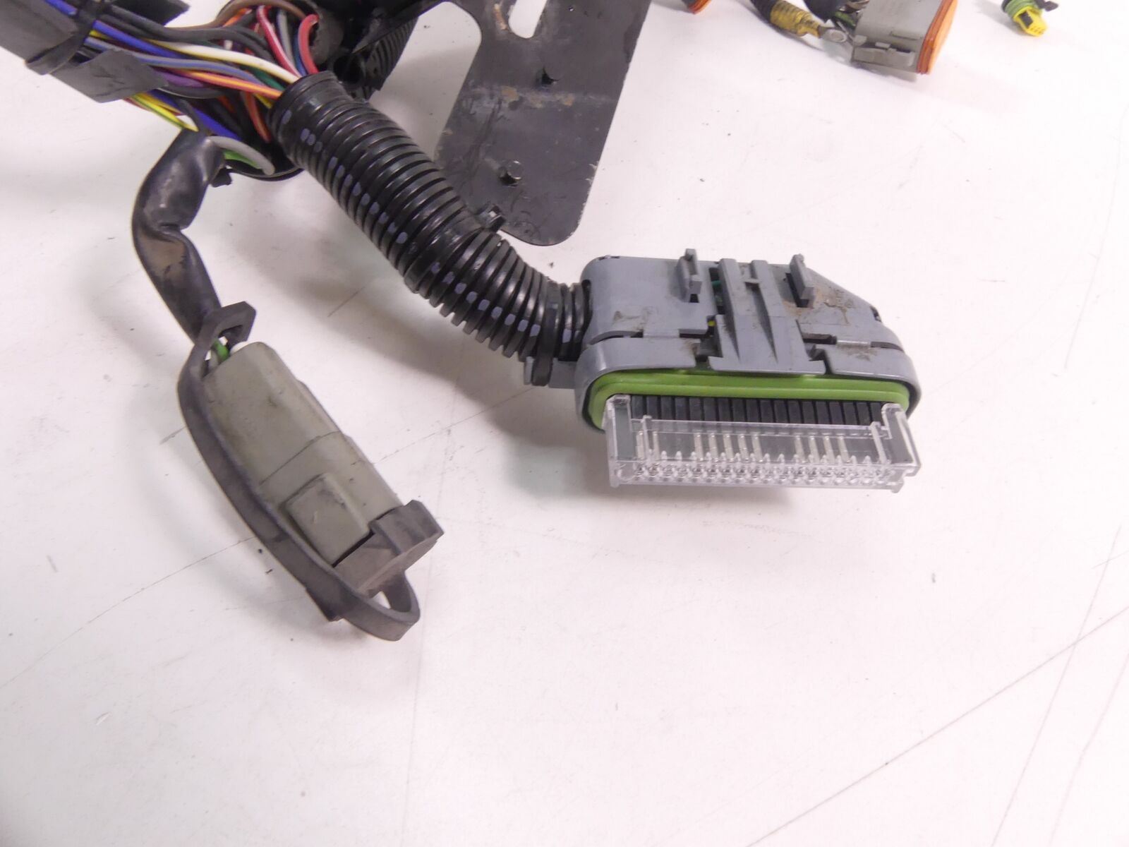 2006 Harley FLSTCI Softail Heritage Main Wiring Harness Loom - No Cut 70431-06 {{ shop.shopifyCountryName }} - Mototech271