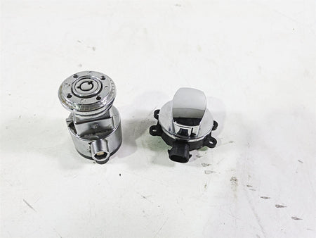 2017 Harley Dyna FXDB Street Bob Ignition Switch No Key Unlocked : VIN 71430-12 {{ shop.shopifyCountryName }} - Mototech271