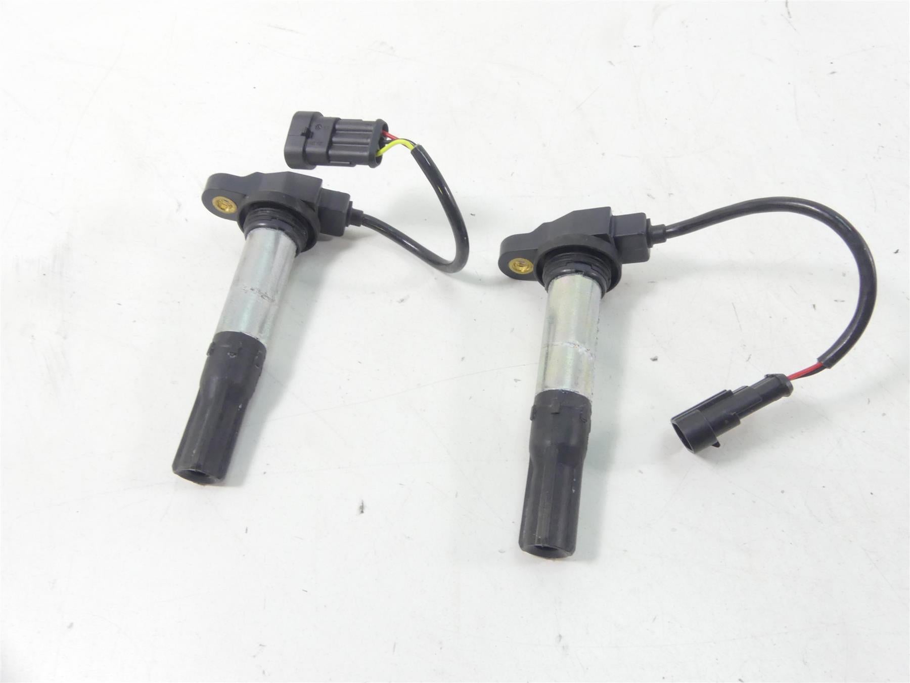 2021 Aprilia RS 660 Eldor Ignition Stick Coils Set - Tested 3K Only 857084 {{ shop.shopifyCountryName }} - Mototech271