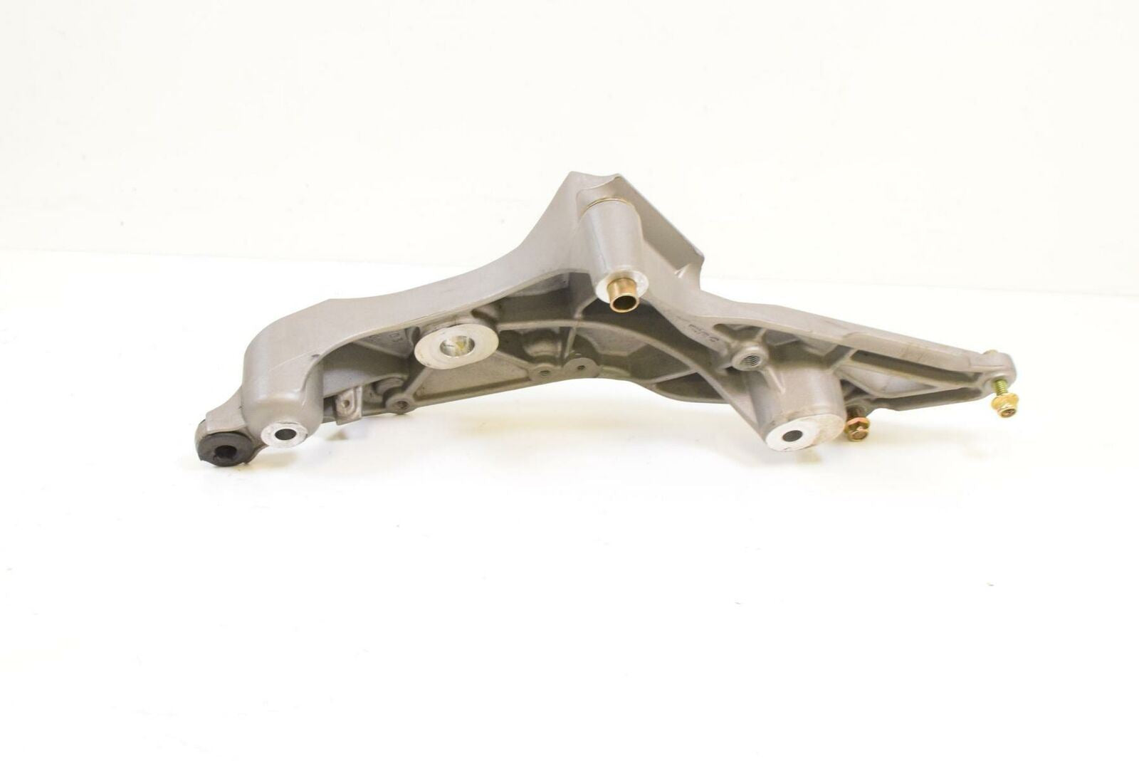 07 MV Agusta Brutale B4 910R 910 R Right Frame Mount Support Bracket 80A097900 {{ shop.shopifyCountryName }} - Mototech271