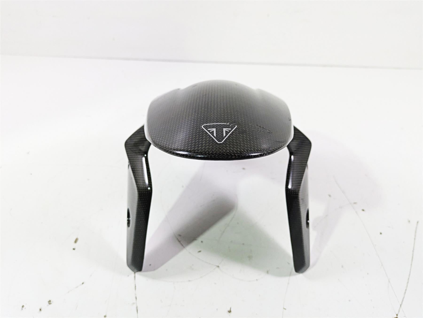 2019 Triumph Speed Triple RS 1050 Front Carbon Fiber Fender READ T2306626 {{ shop.shopifyCountryName }} - Mototech271