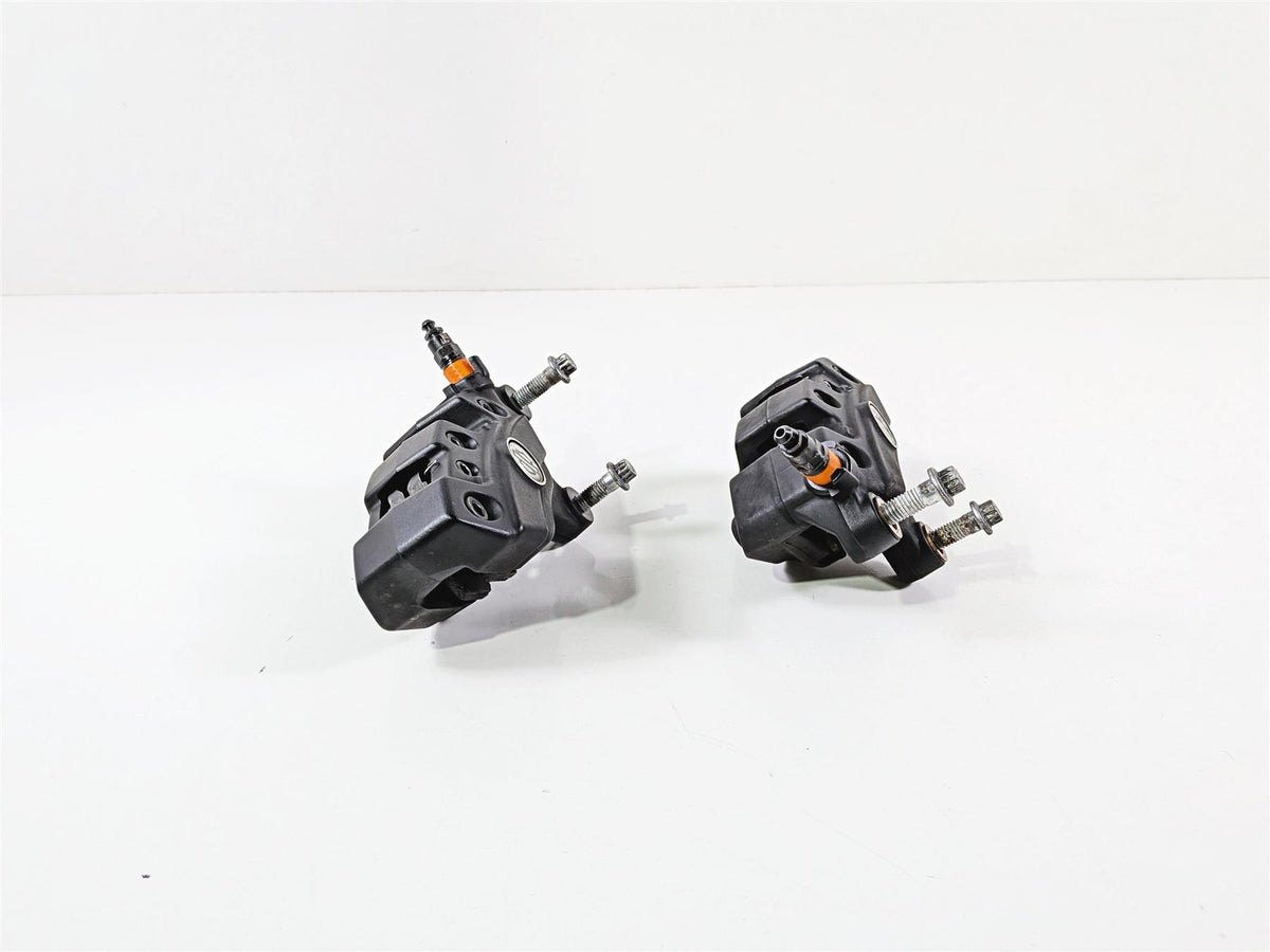 2017 Harley Touring FLHXS Street Glide Front Brake Caliper Set 43027-08 44023-08 {{ shop.shopifyCountryName }} - Mototech271