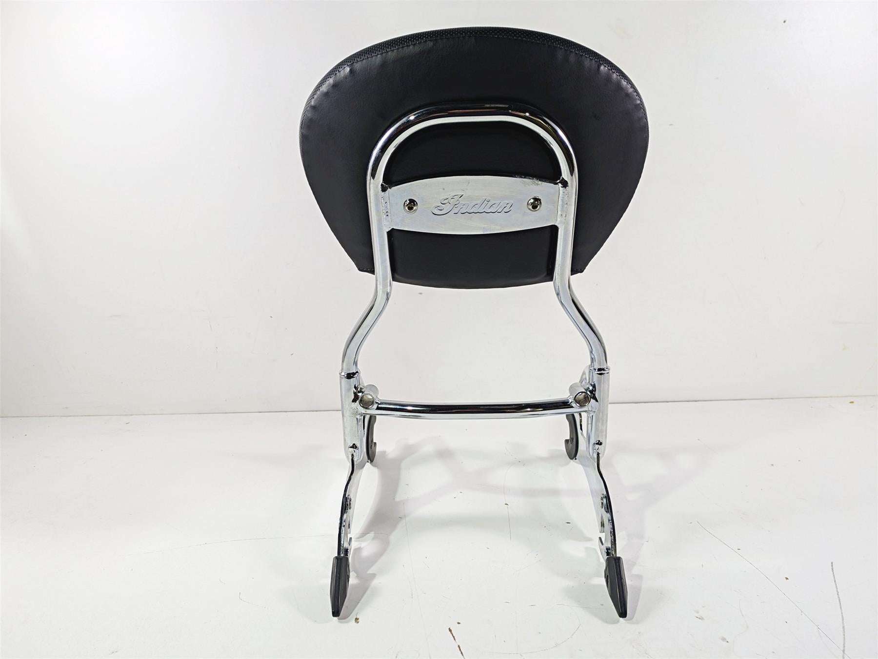2019 Indian Chieftain Limited Rear Backrest Sissy Bar Quick Release 2884186 {{ shop.shopifyCountryName }} - Mototech271