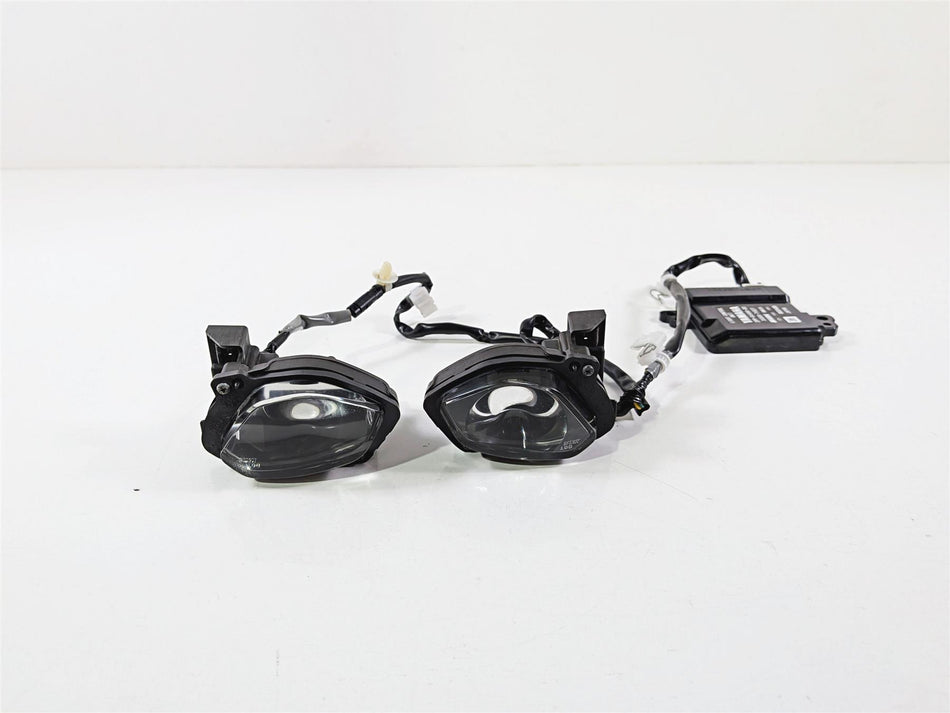 2024 Yamaha YZF R1 RN65 Headlight Head Lamp Lens & Module Set B3L-84300-00-00 {{ shop.shopifyCountryName }} - Mototech271