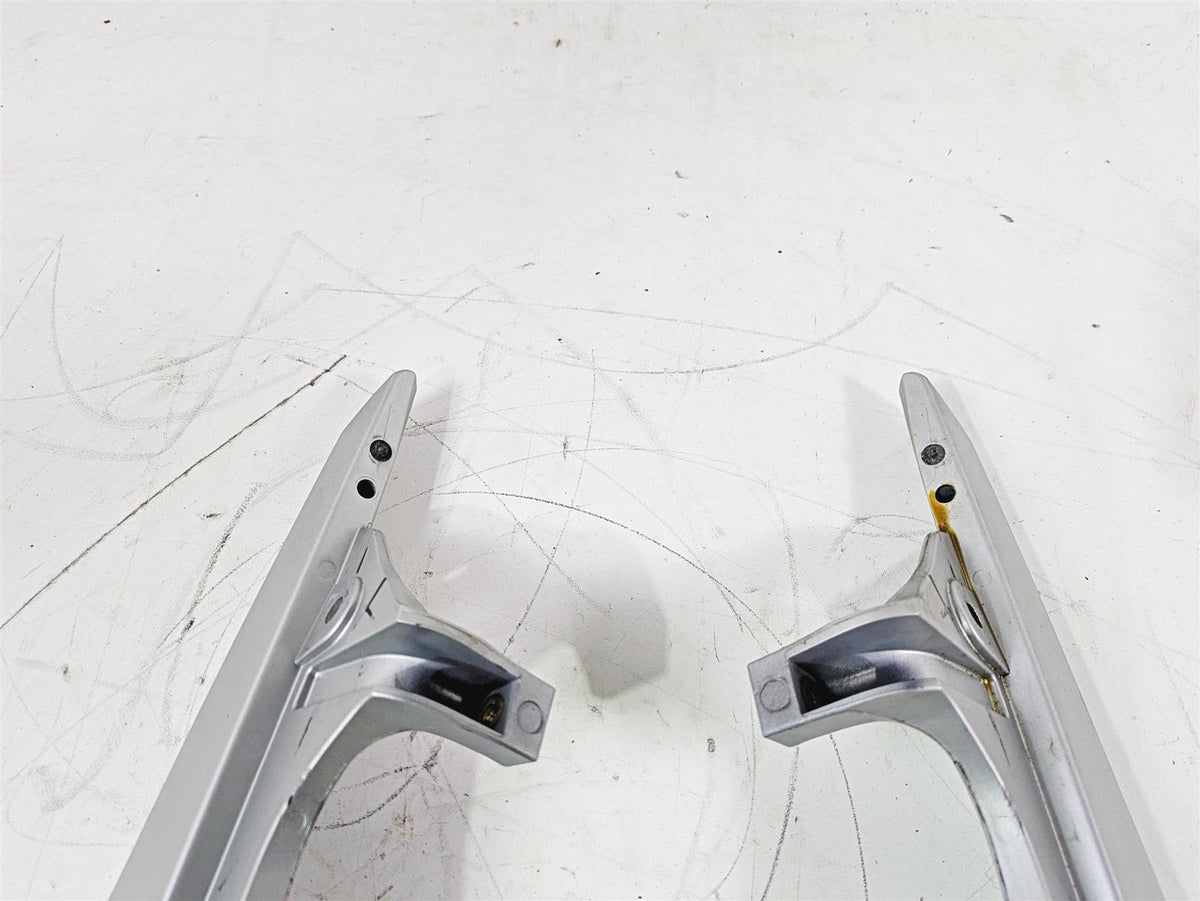 2015 BMW K1600 GT K48 Rear Passenger Side Grab Handles 46548549392 46548549391 {{ shop.shopifyCountryName }} - Mototech271
