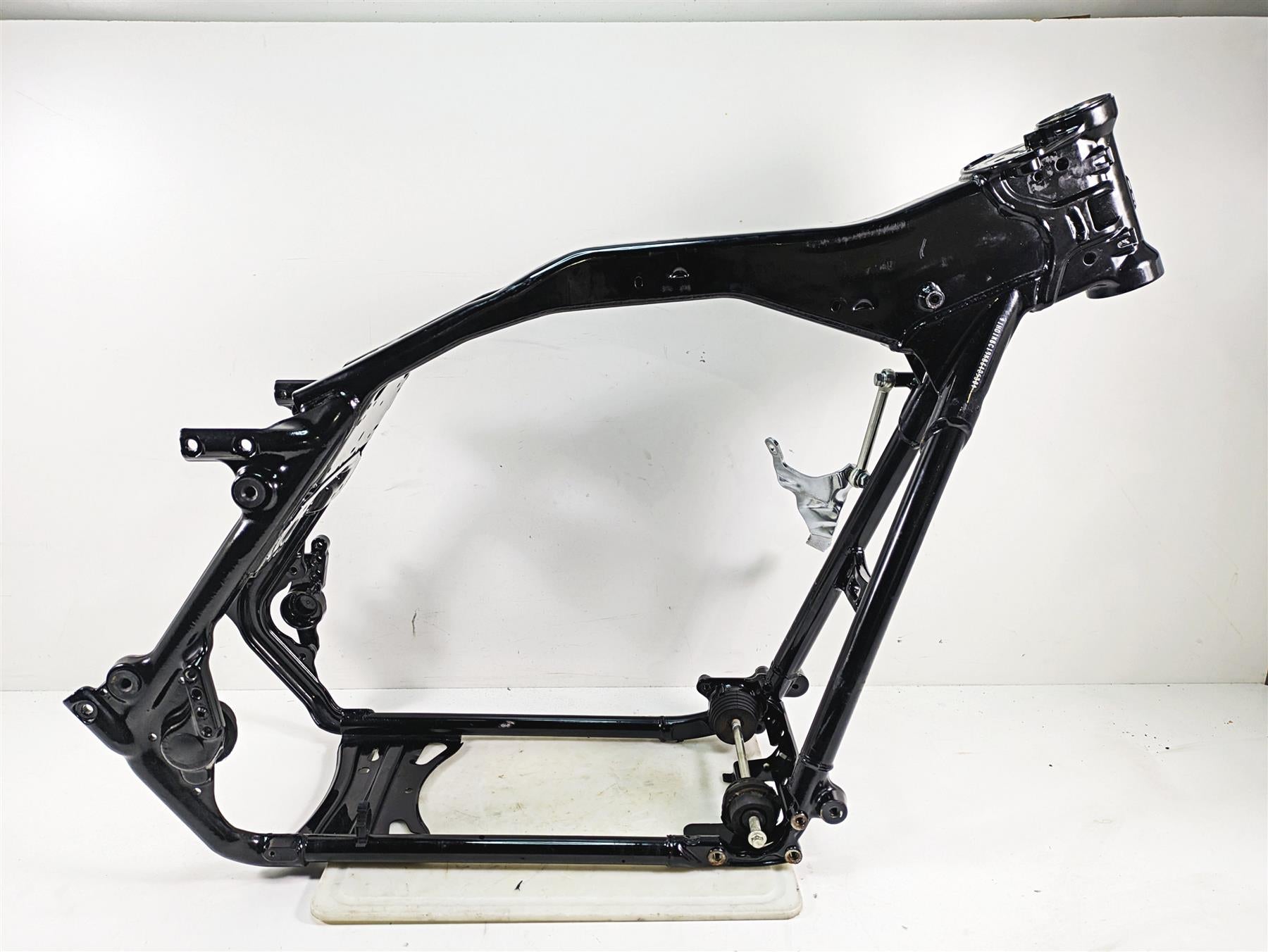 2019 Harley Touring FLHX Street Glide Straight Main Frame Chassis With Texas Salvage Title - 47000344 {{ shop.shopifyCountryName }} - Mototech271