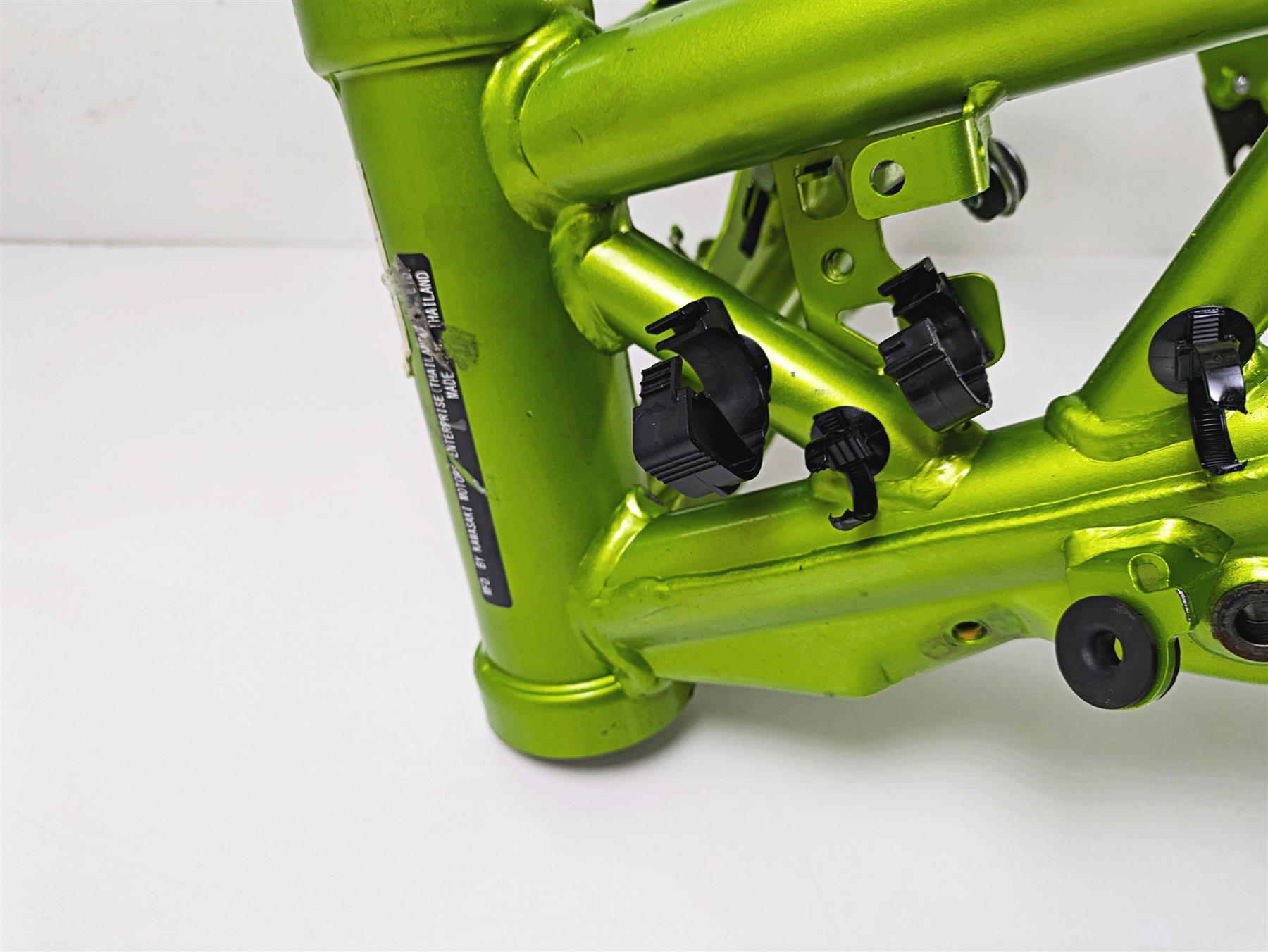 2021 Kawasaki Z900 ZR900 Straight Main Frame Chassis With Clean