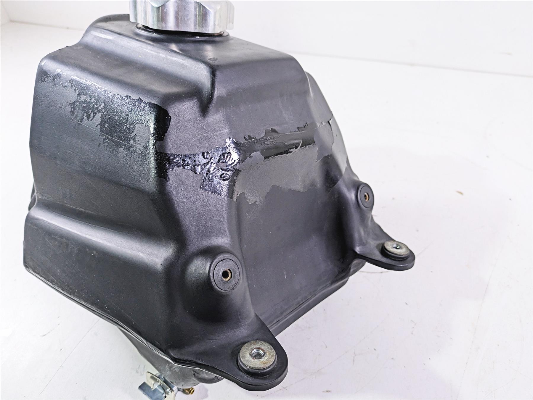 2001 Yamaha Banshee YFZ350 Plastic Fuel Gas Tank & Petcock 2GU-24110-00-00 {{ shop.shopifyCountryName }} - Mototech271