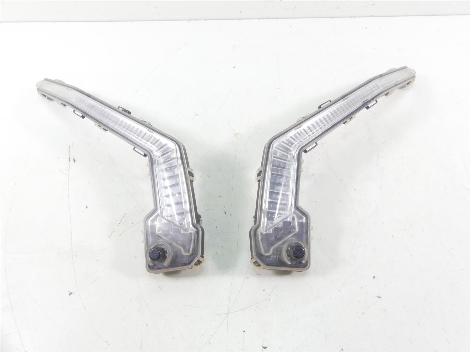 2017 Can Am Maverick X3 XDS Turbo R Front Signature Beam Lights Set 710004994 {{ shop.shopifyCountryName }} - Mototech271