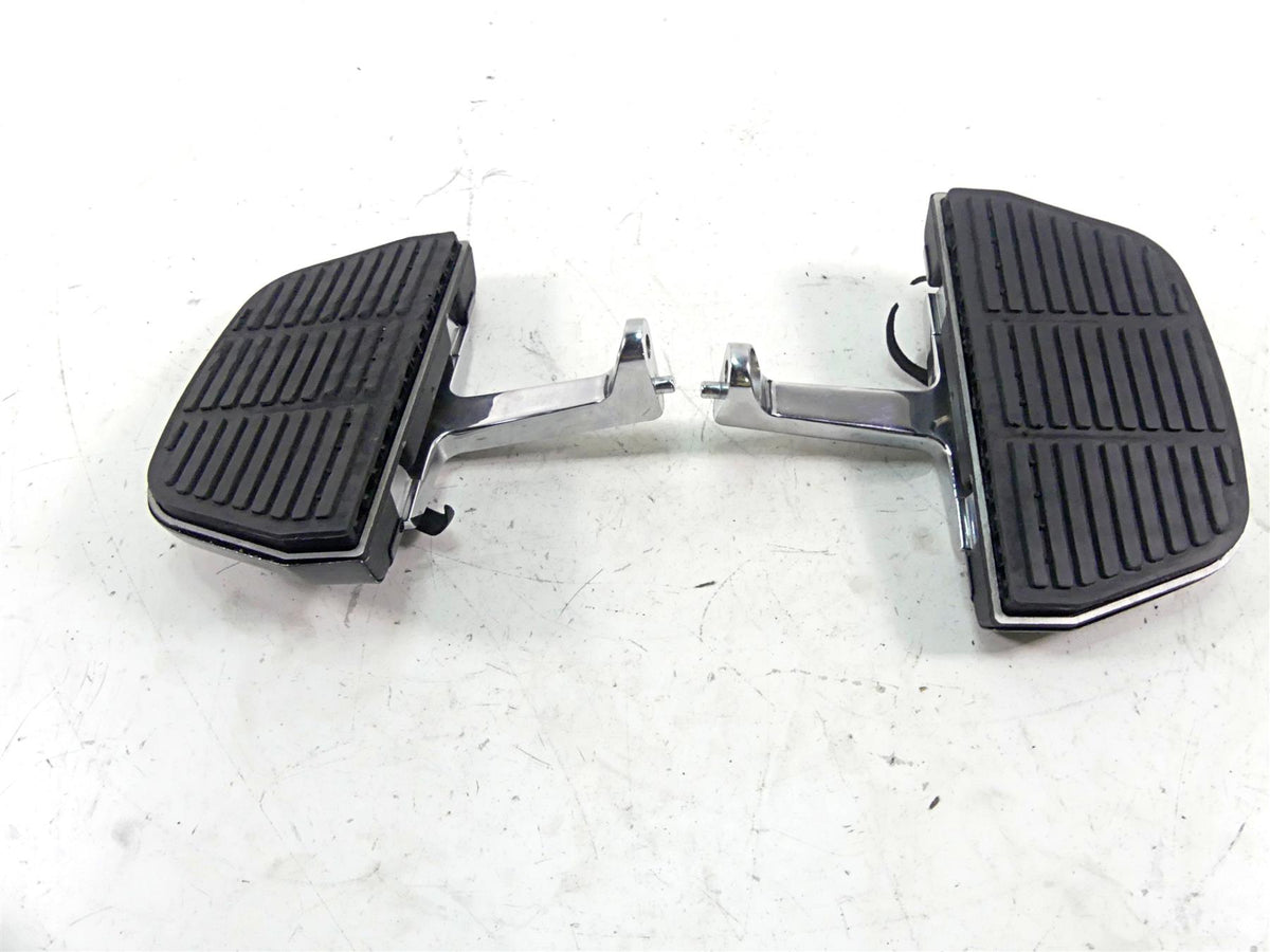 2002 Harley Touring FLHTC Electra Glide Passenger Floor Board Set 52719-93B {{ shop.shopifyCountryName }} - Mototech271